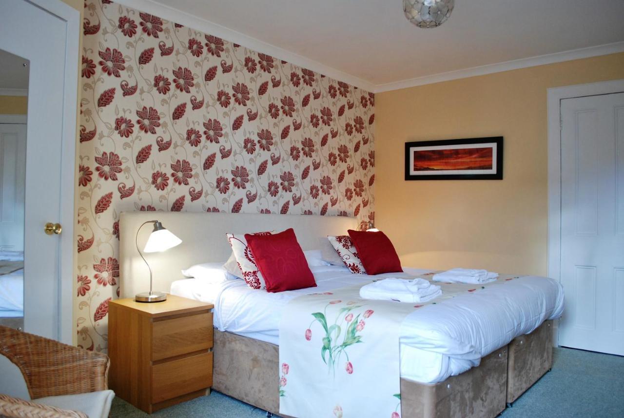 The Ardyne Guest House Ротсей Екстериор снимка