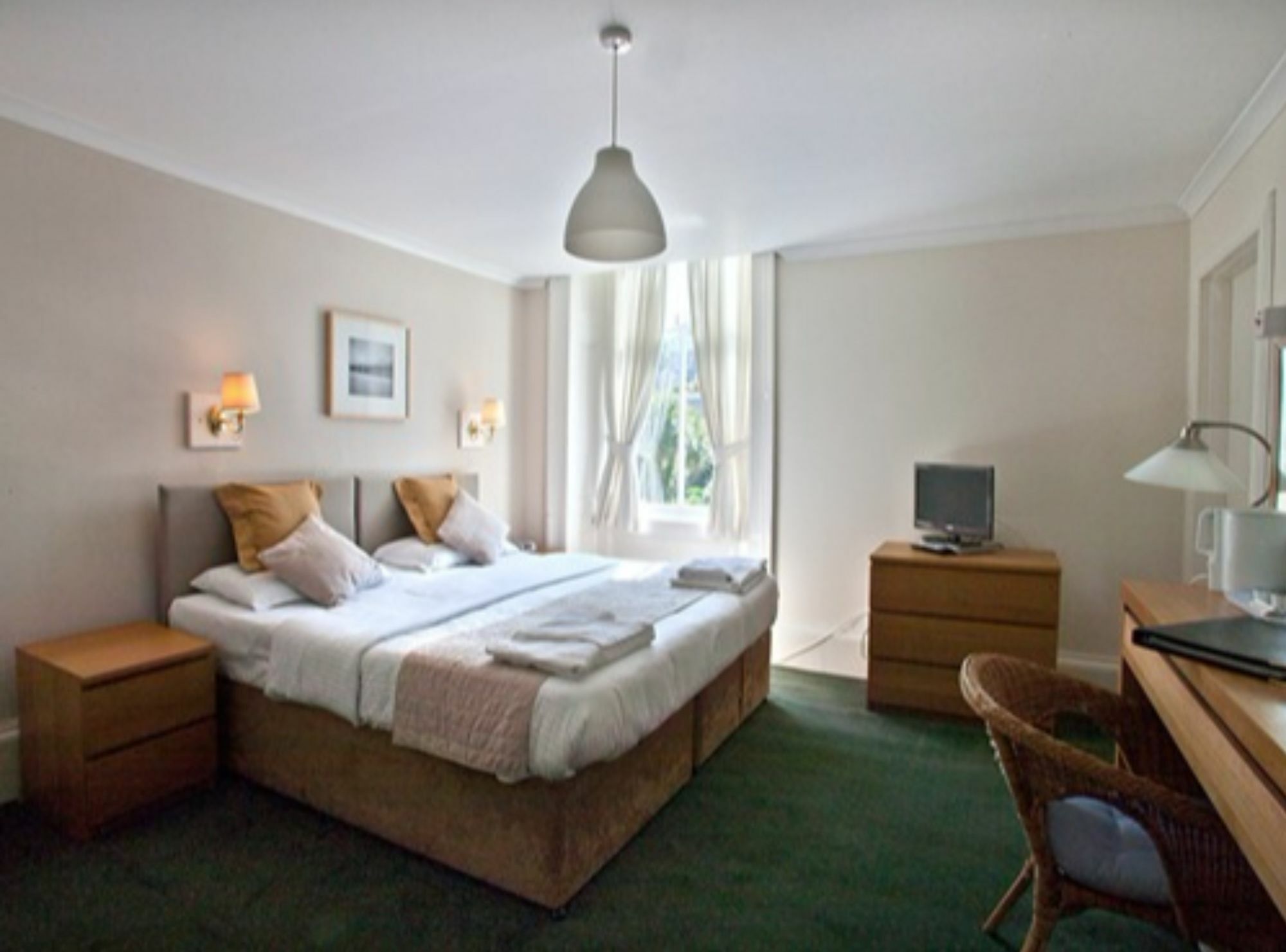 The Ardyne Guest House Ротсей Екстериор снимка